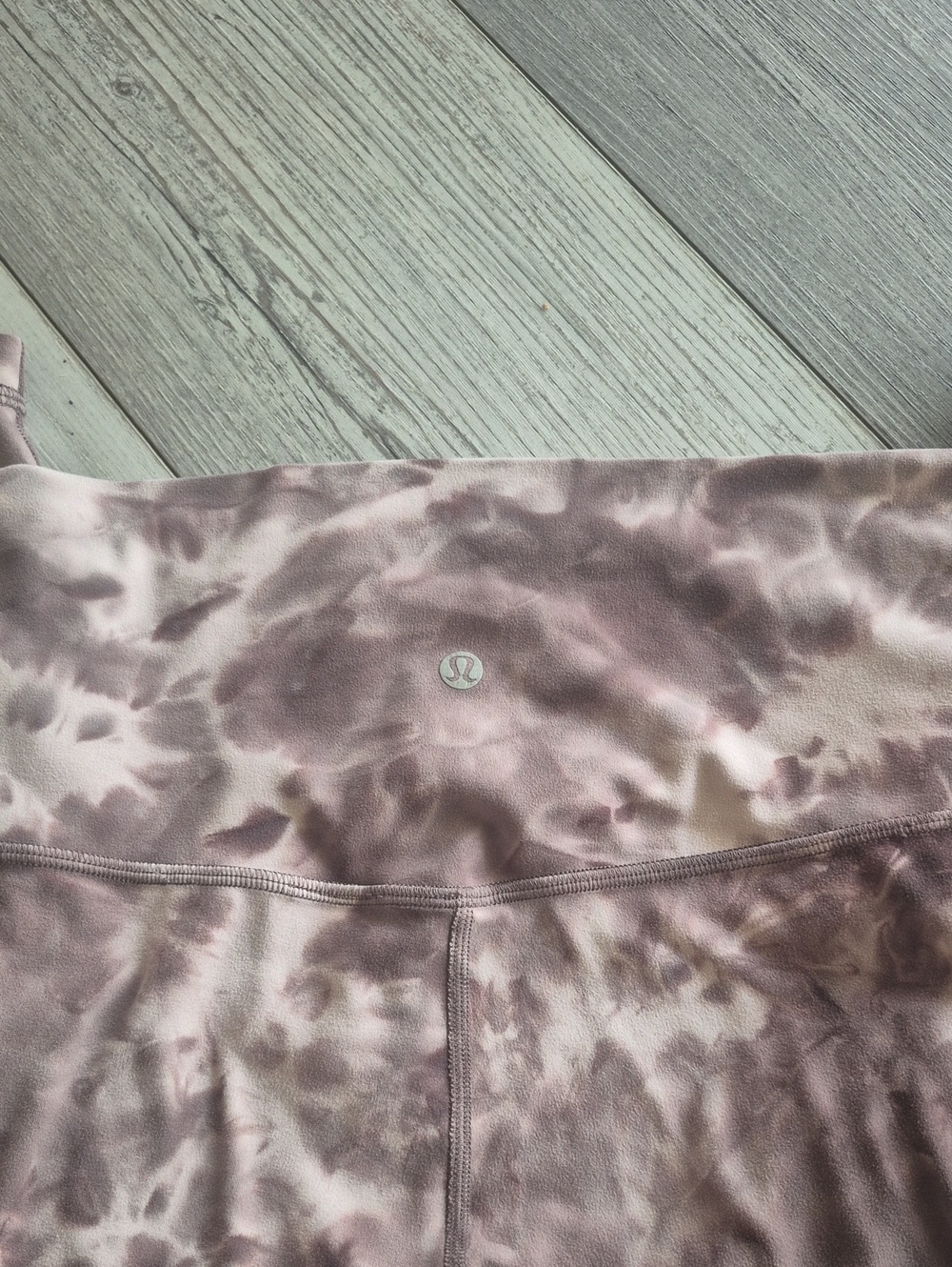 Lululemon Tie-Dye High-Rise Leggings Cropped Pretty Color Size Womens 18